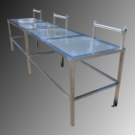 meble ze stali nierdzewnej